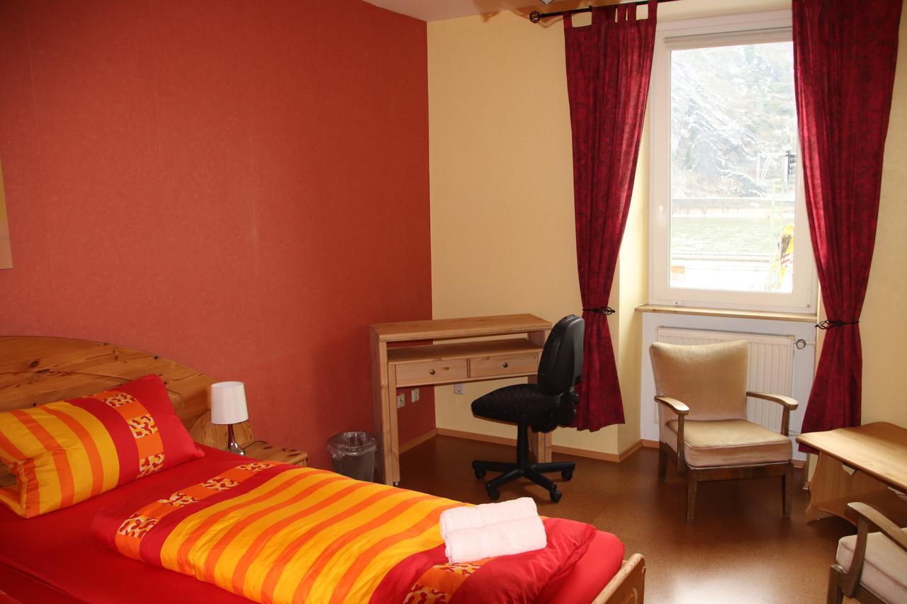 Pension Roehrig Hirzenach Екстериор снимка